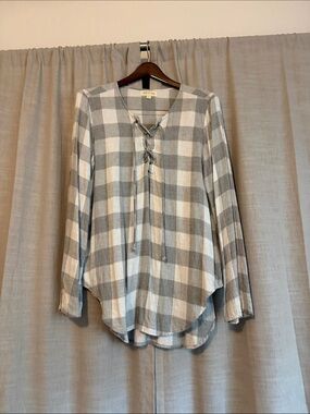 cloth & stone Gray & White Lace-Up Plaid Tunic